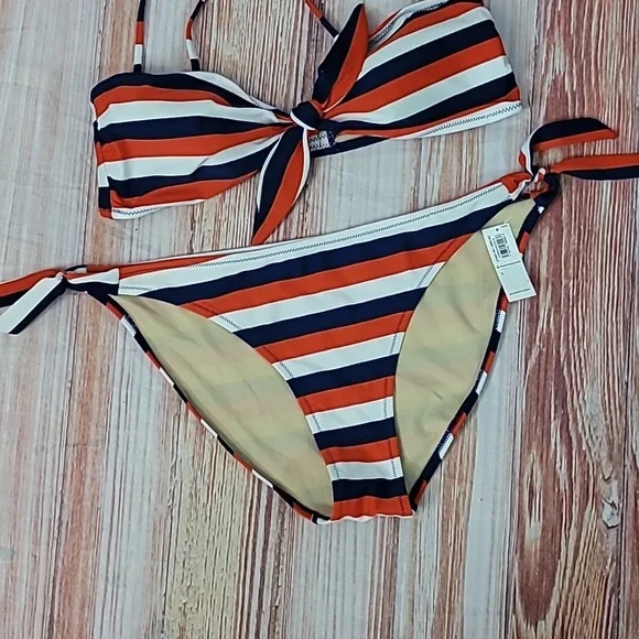 Old Navy striped bikini - Picture 3 of 10